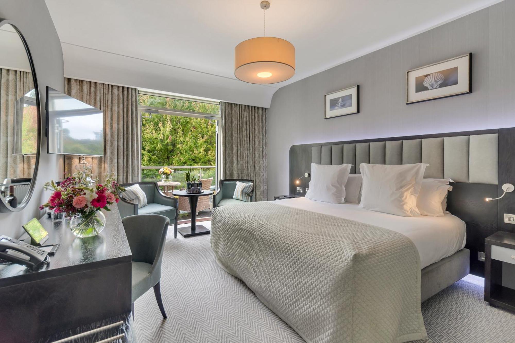 福塔岛Spa酒店 Fota 外观 照片 A bedroom at the hotel